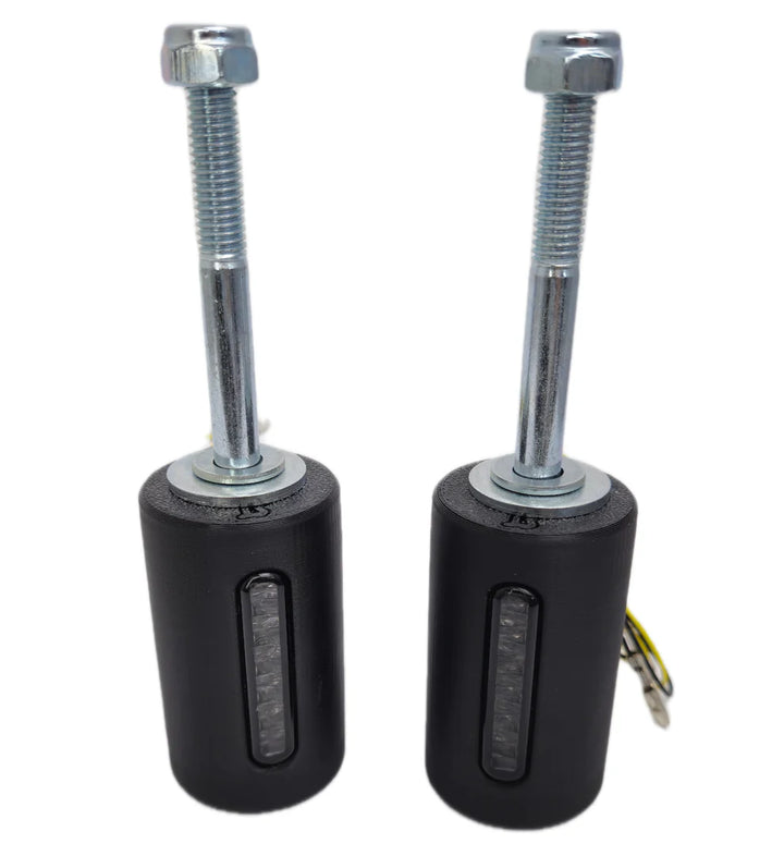 sturzpad-mit-blinker-getoentes-glas-led-detail